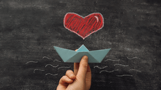 너무 길었던 짝사랑, 이제 그만 포기해야 할까?